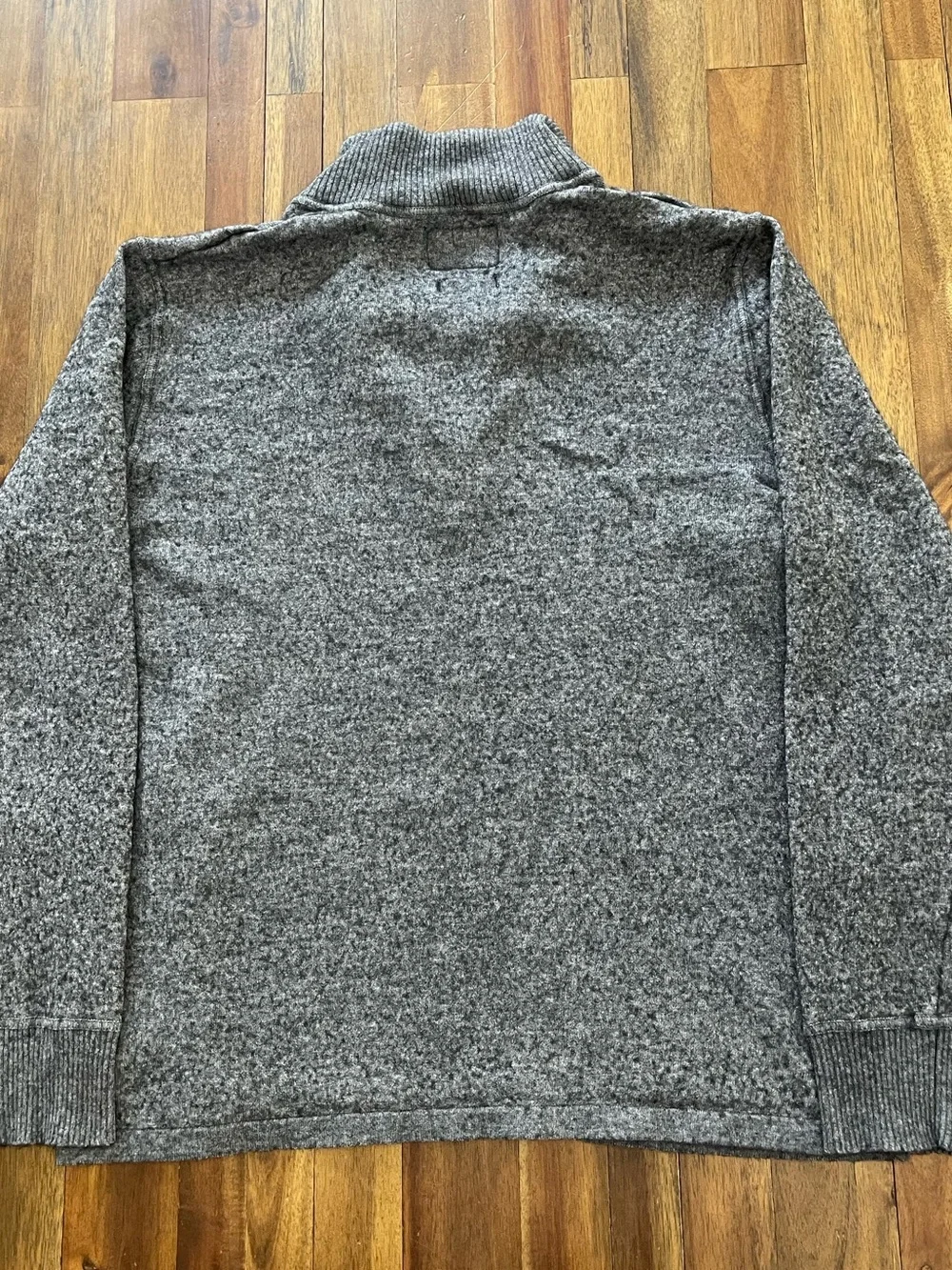 The North Face Men’s Heather Gray Half-Zip Pullover Sweater Size Medium